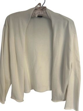 Women’s Casual Studio Cream Ribbed Open Front
Cardigan Sweater. Size XL